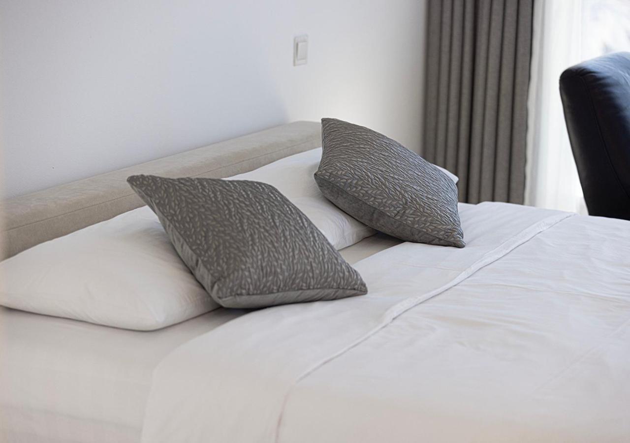 Luxury Beachfront 2Bd Apt, Shams, Jbr Dubai Exteriör bild